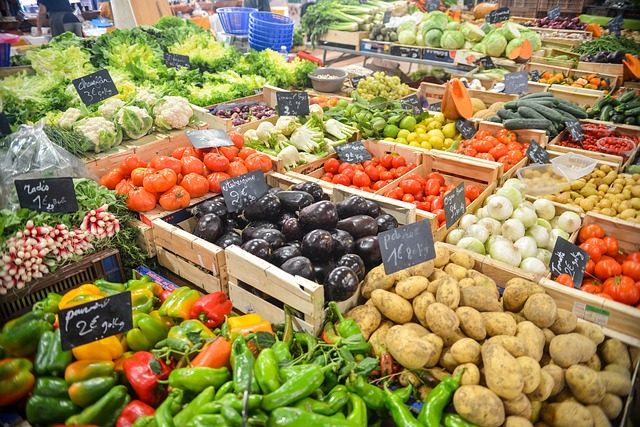 46-market-fruit-vegetables-variety